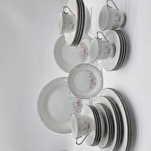Vintage Mikasa Carthage 28-Pc Dinnerware Set 1980's Made in Philippines LK New